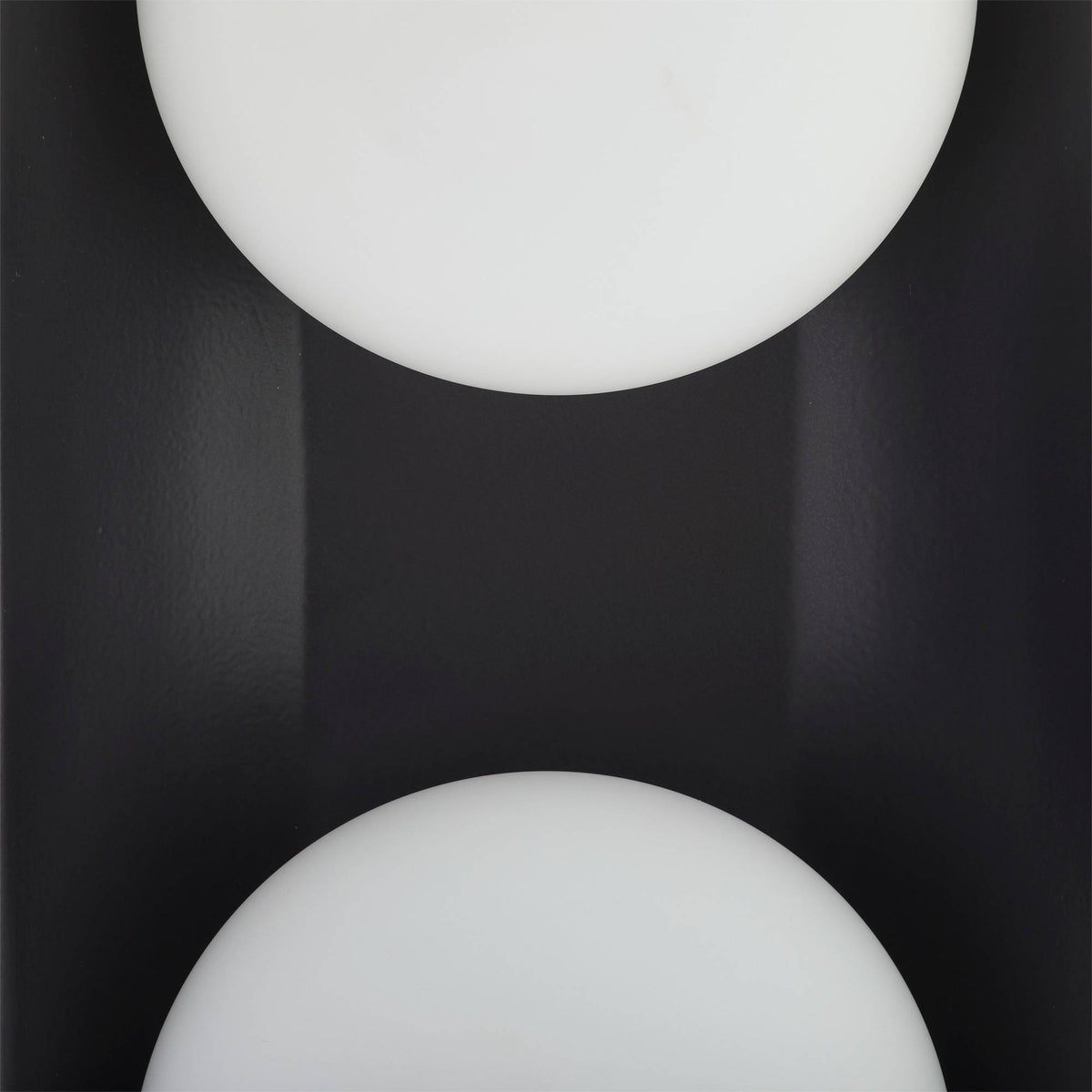 Glaze Large Wall Sconce GADWC02 detail view