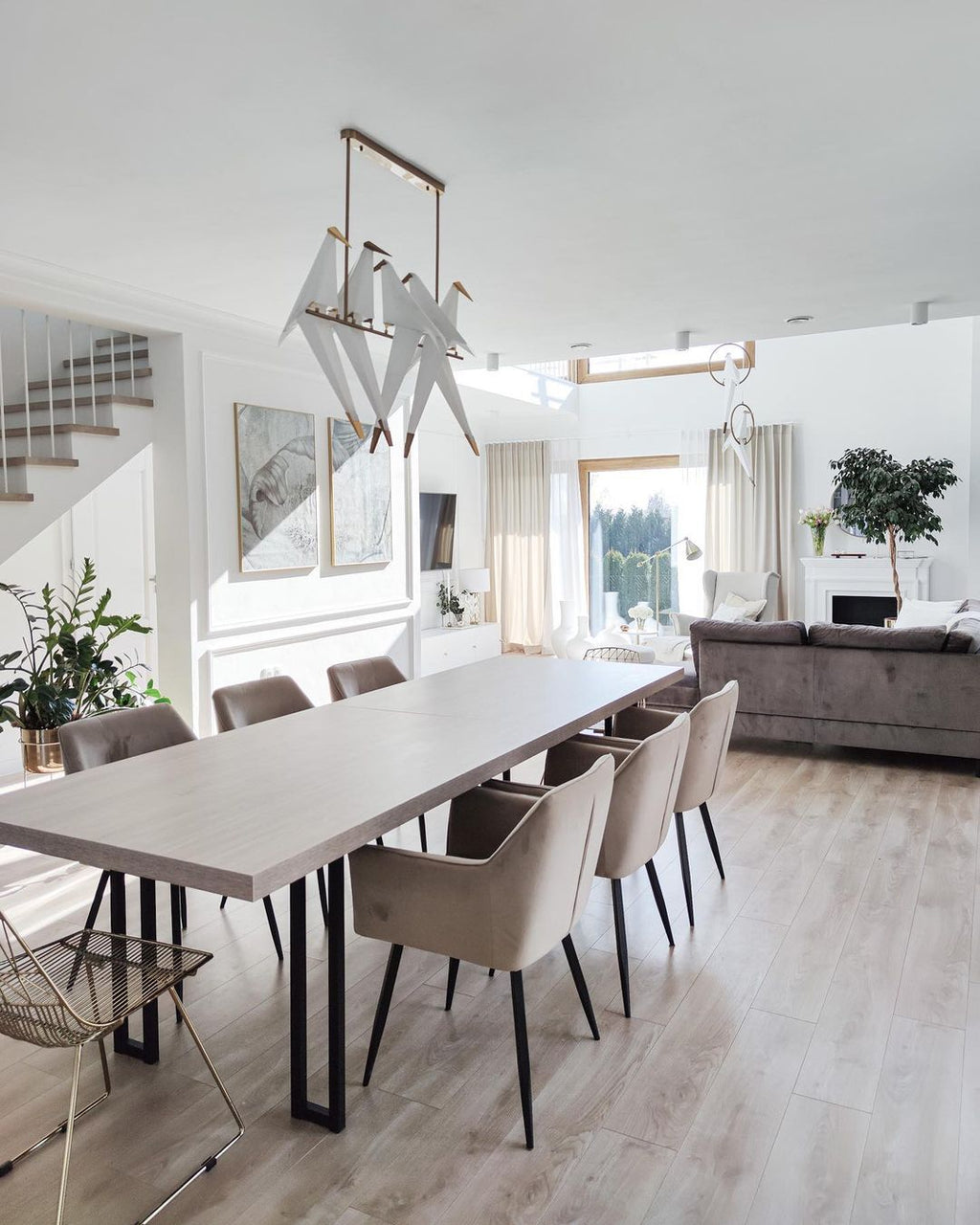 Modern Sitting Birds Pendant Light for Dining / living Room / staircase / foyer