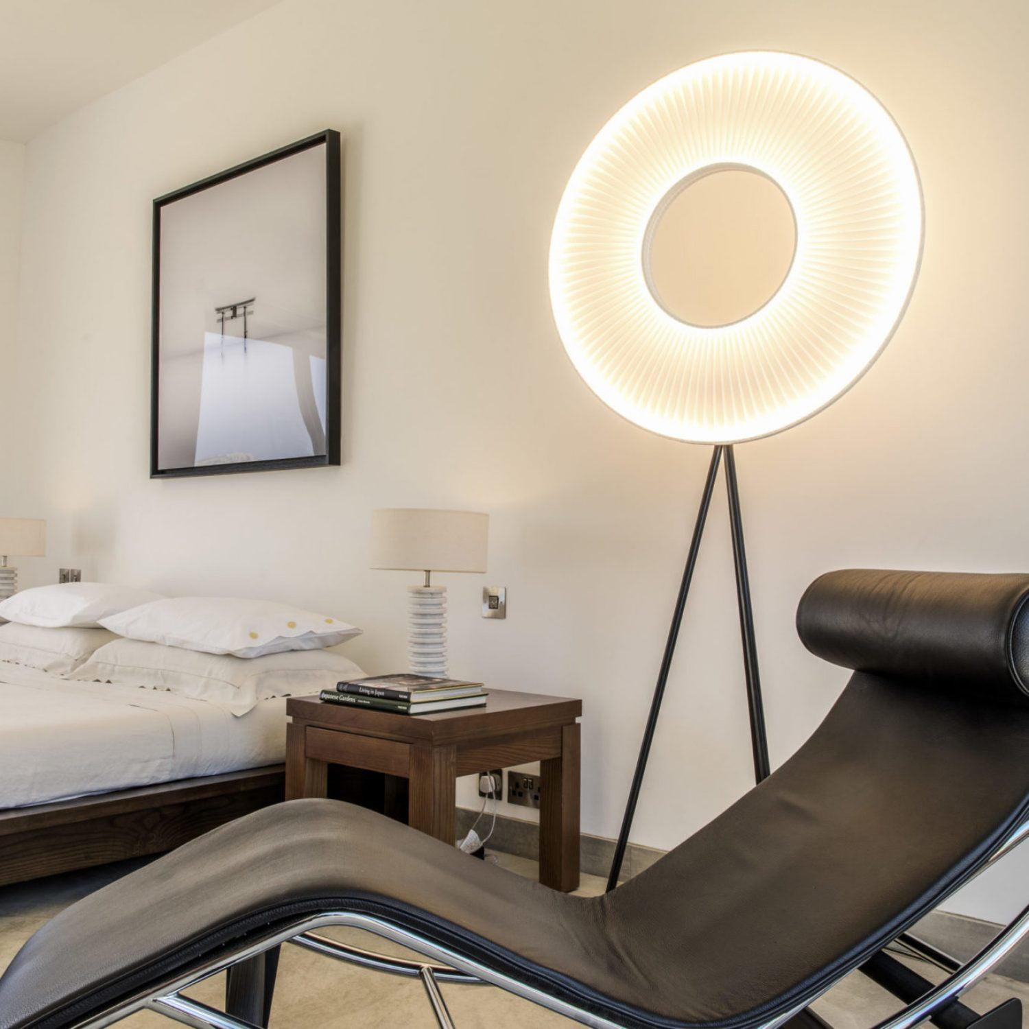 Vespera Floor Lamp