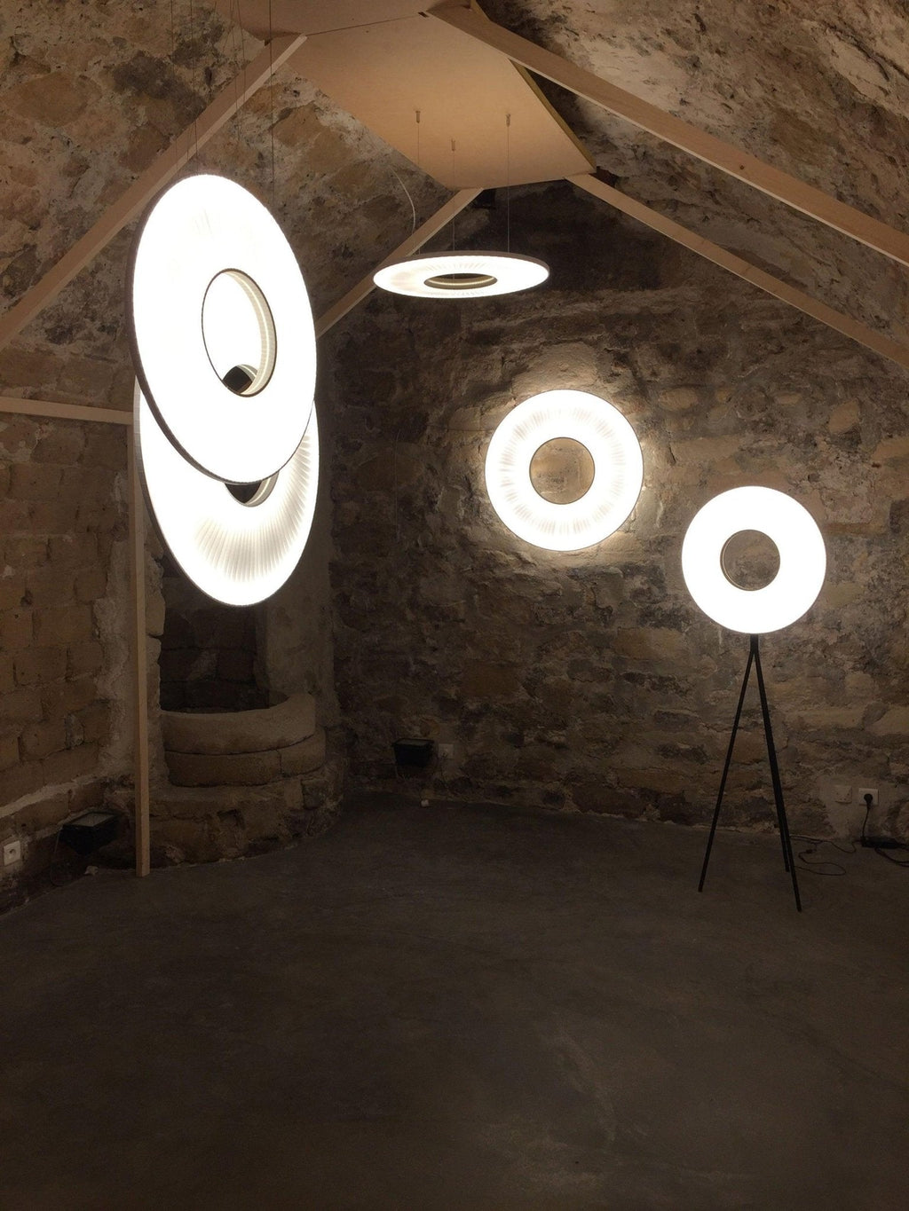 Vespera Floor Lamp
