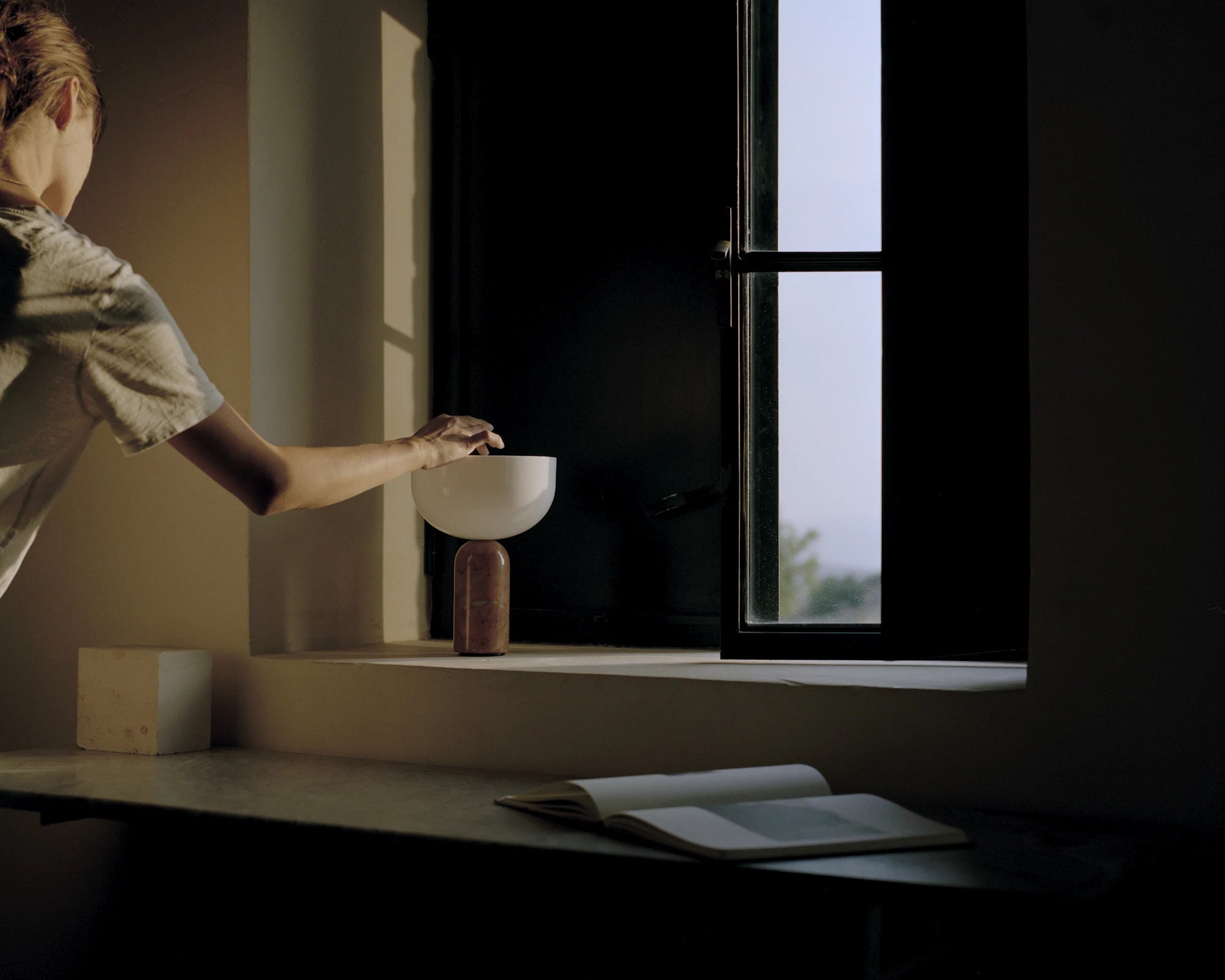 Kizu Table Lamp (built-in battery)