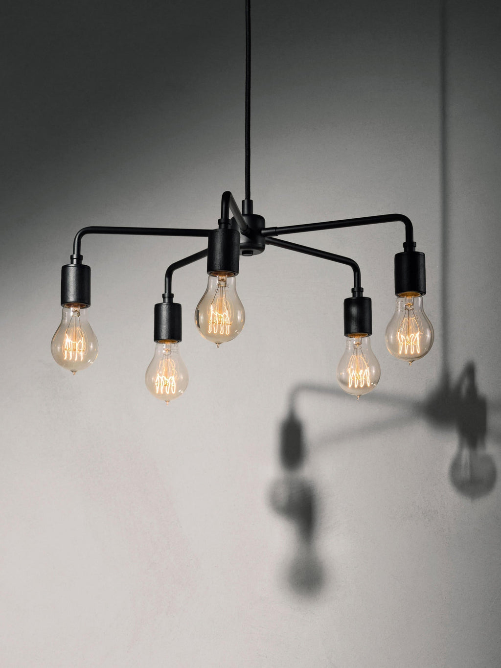 Leonard Chandelier