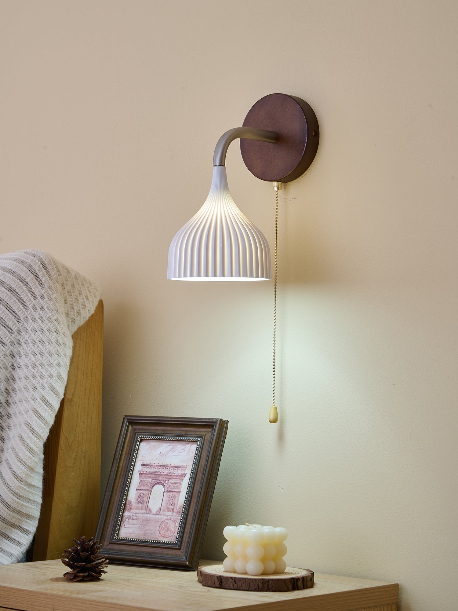 Lucina Wall Lamp