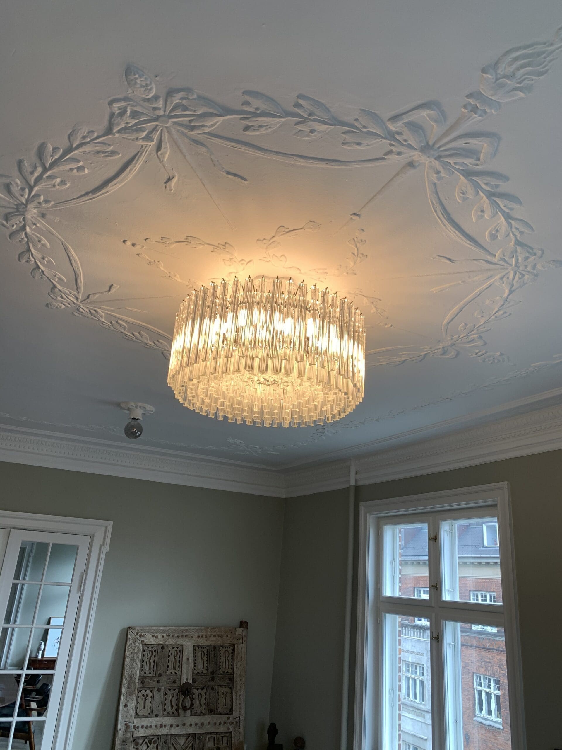 Murano Glass Chandelier – Triedri Round – 265 Prisms – Pink