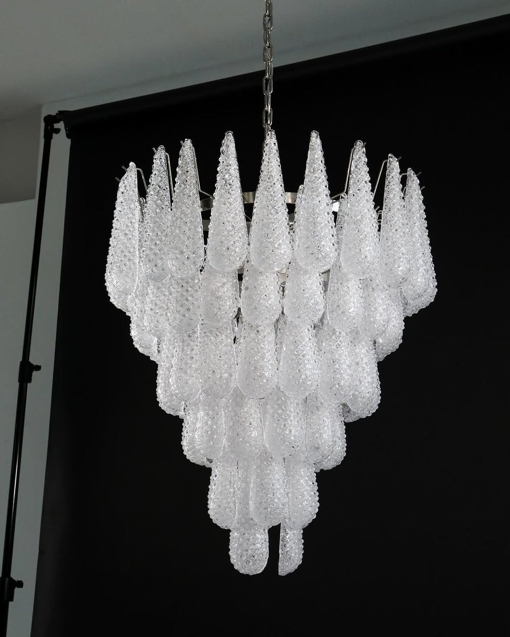 Murano Chandelier – Drop – 75 Glasses – Transparent