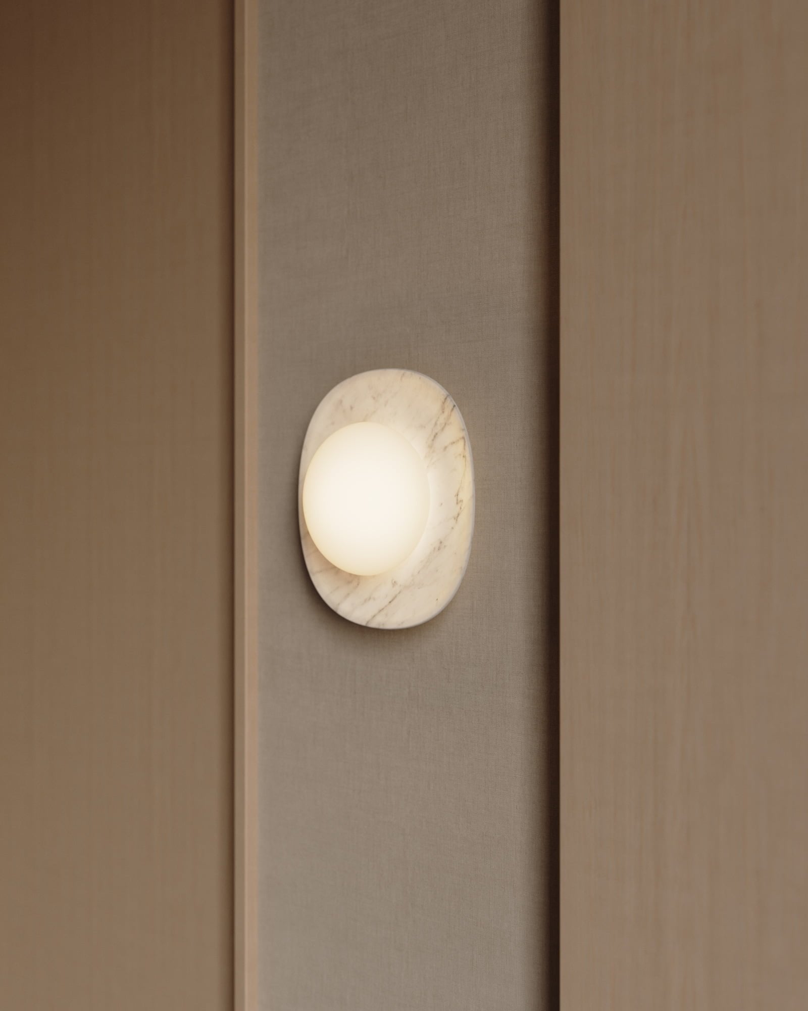 Naga Wall Lamp
