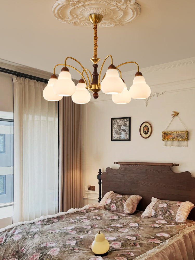 Novelle Chandelier