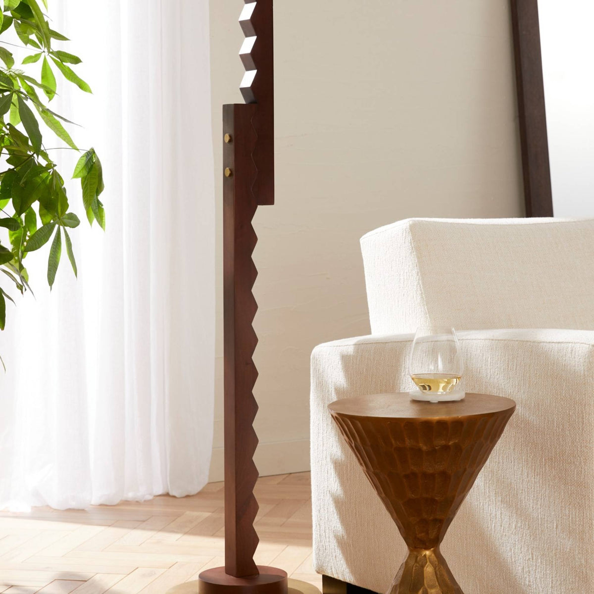Elvis Floor Lamp PFI12-769 room scene