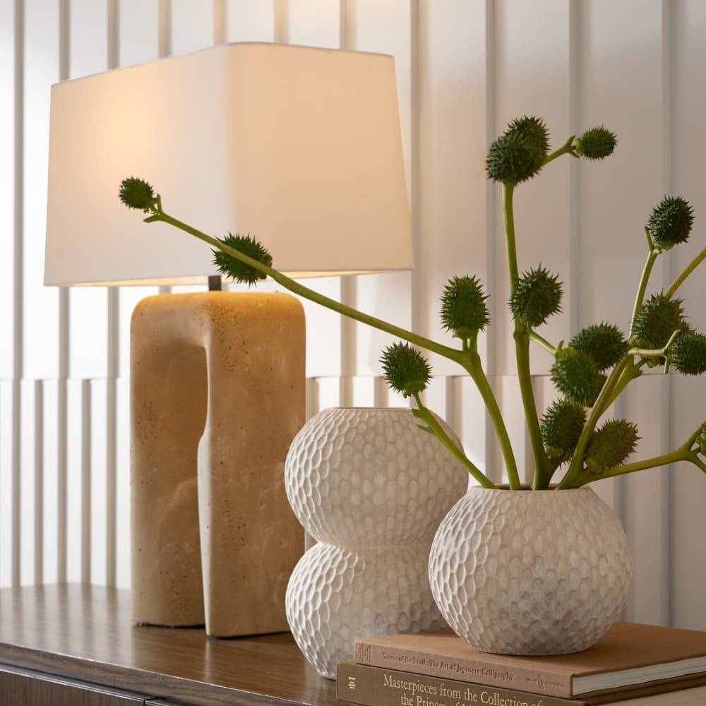 Kamora Table Lamp PTC63-SH044 room scene