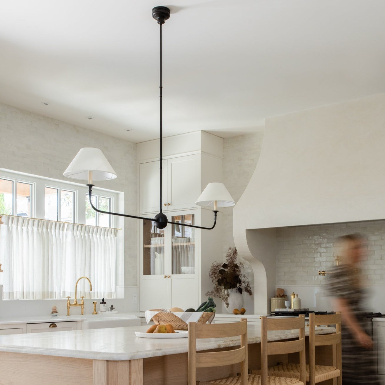 Brody Linear Chandelier