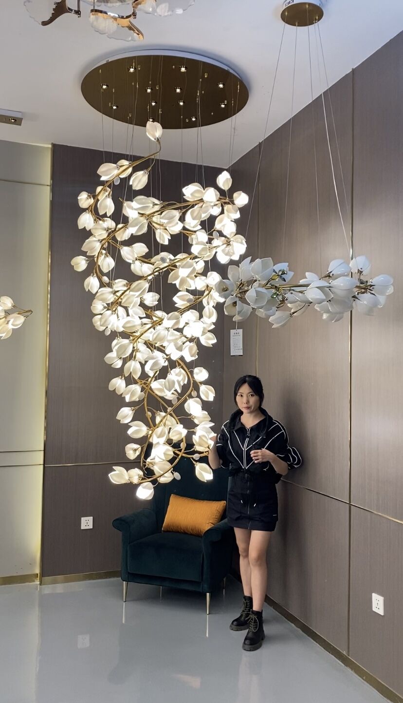 Spiral Pure White Magnolia Chandelier with Golden Branches for Staircase / high-Ceiling Space / foyer / Duplex