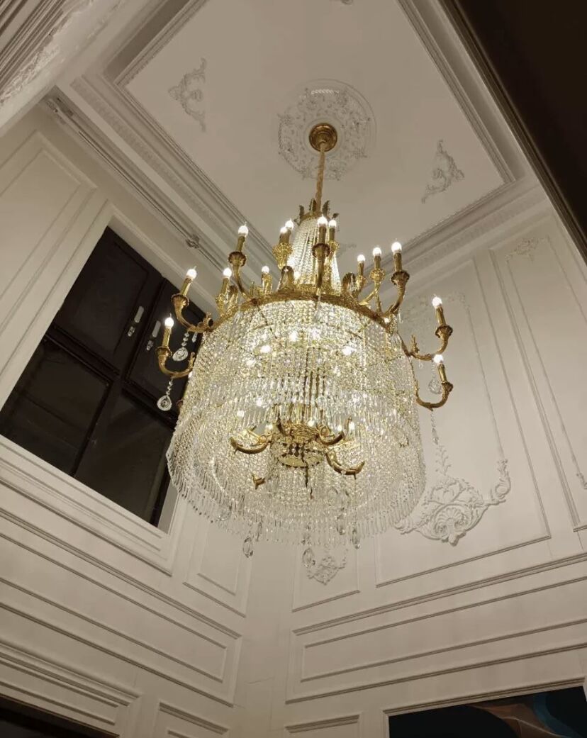Stunning Oversized Luxury Golden Metal Candle Crystal Tassel Chandelier for High-Ceiling Staircase / entryway