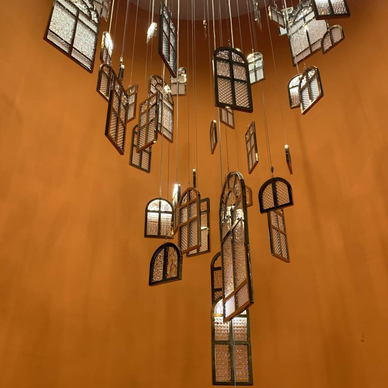 Modern Creative Round Floating Glass Windows Chandelier for Living Room / hotel / restaurant