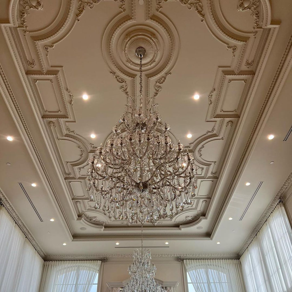 Traditional Candle-Shaped Crystal Chandelier with K9 Crystal Finish for Staircase Foyer Living