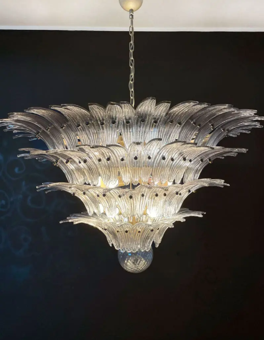 Murano Chandelier – Palmette – 163 Glasses – Smoked