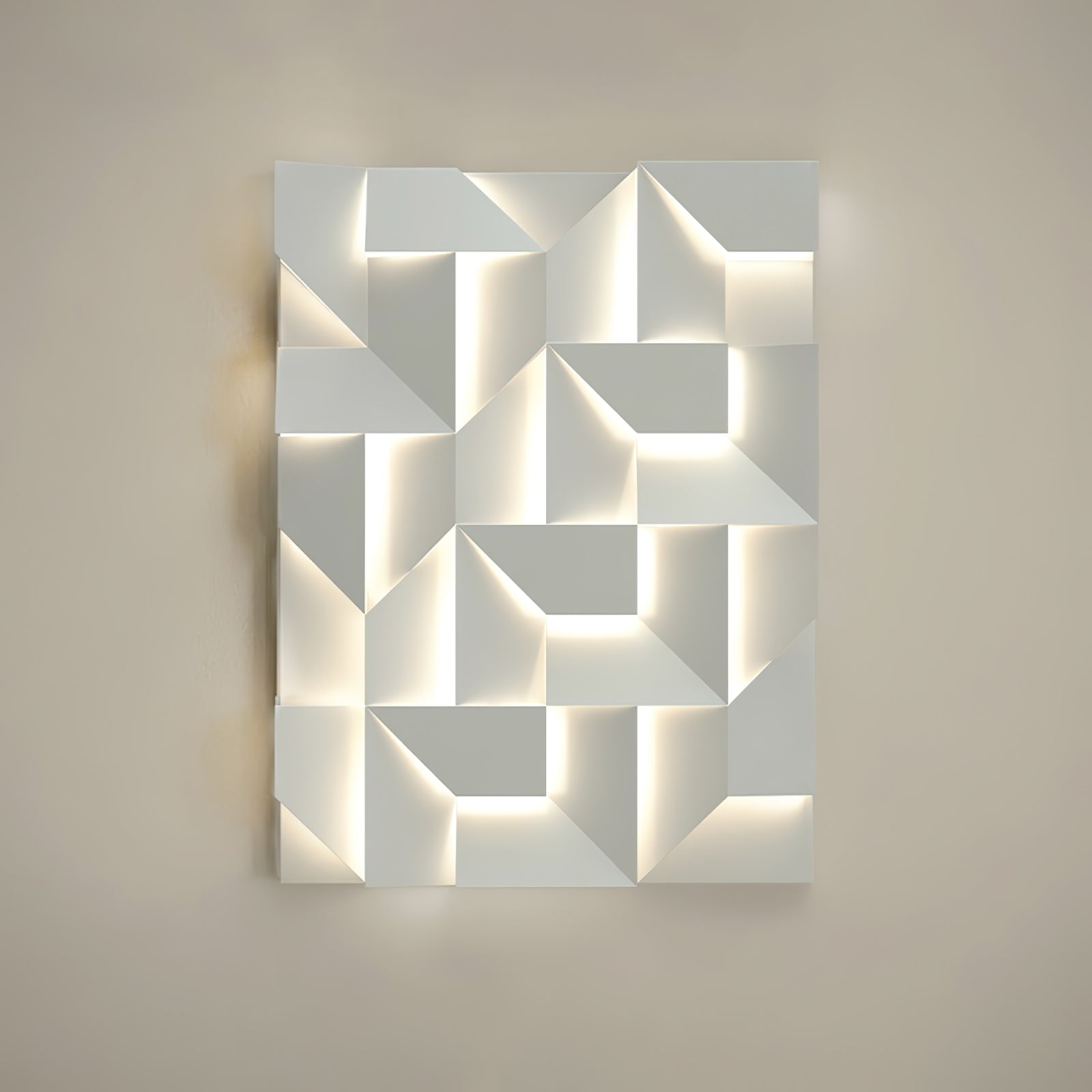 Shadows Grand Plug-in Sconce