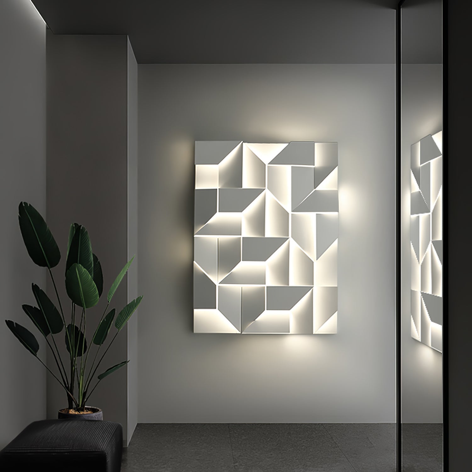 Shadows Grand Plug-in Sconce