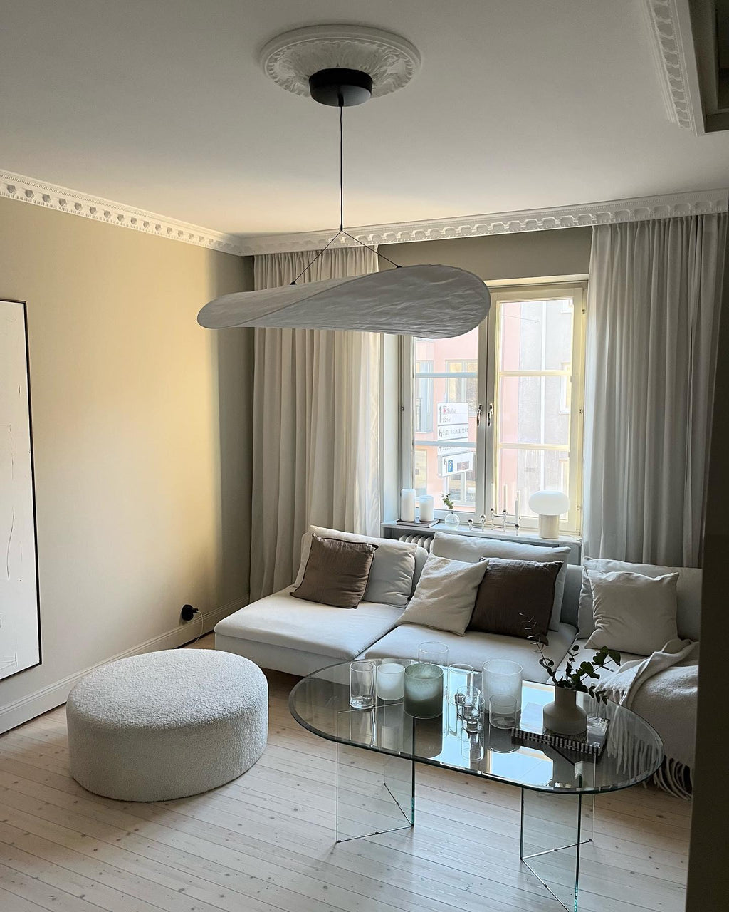 Tense Pendant Light