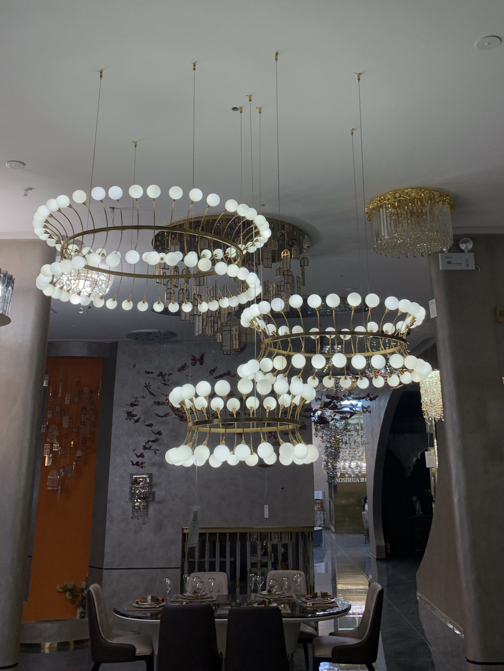 Modern Style Egg Light in Gold Finish for Living Room / dining Room / bedroom