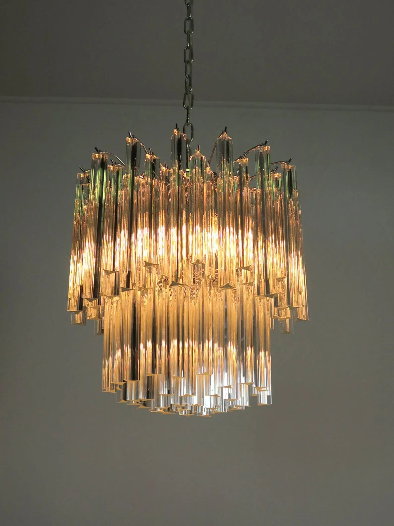 Murano Glass Chandelier – Arianna -107 Prisms – Transparent