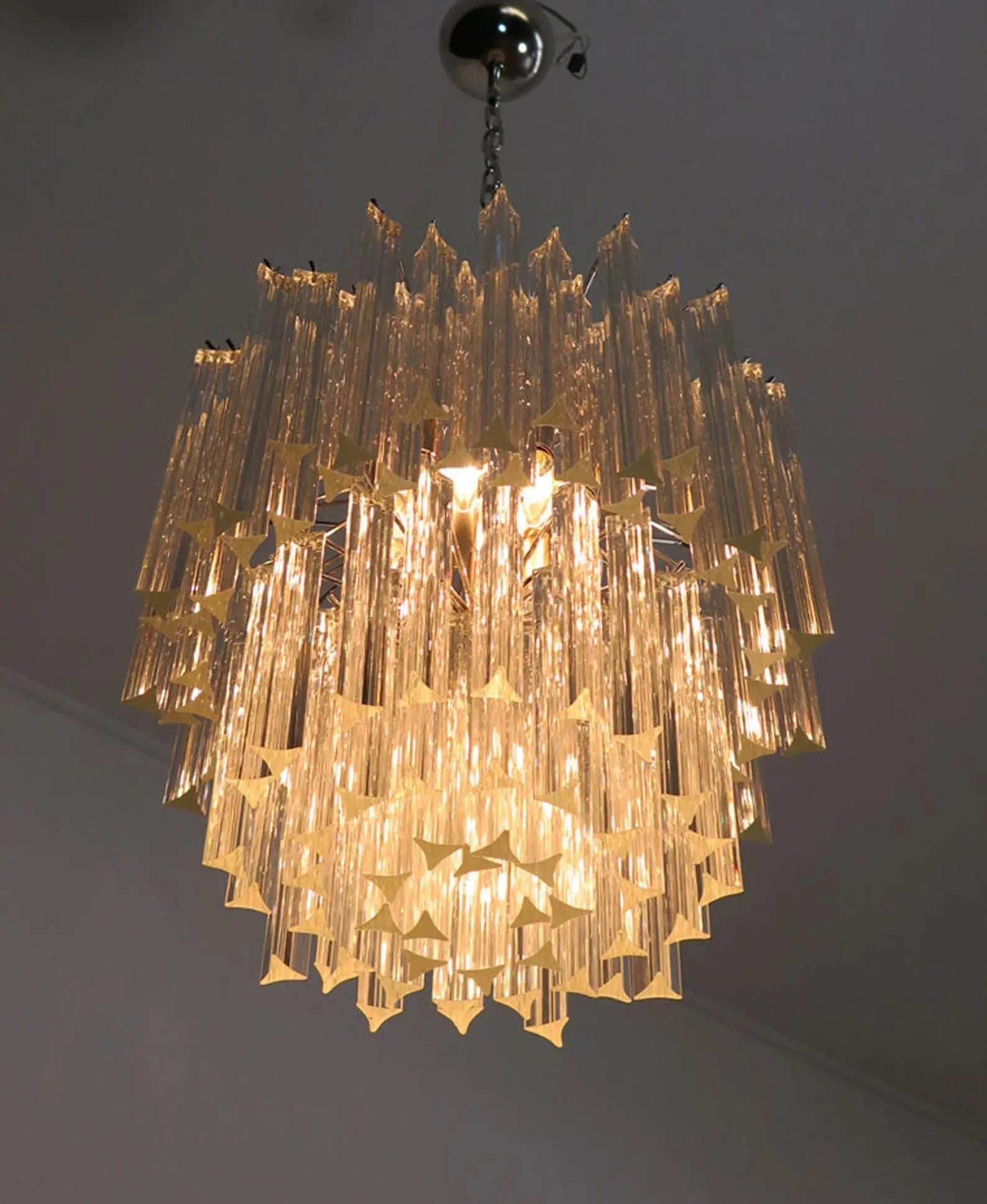 Murano Glass Chandelier – Arianna -107 Prisms – Transparent