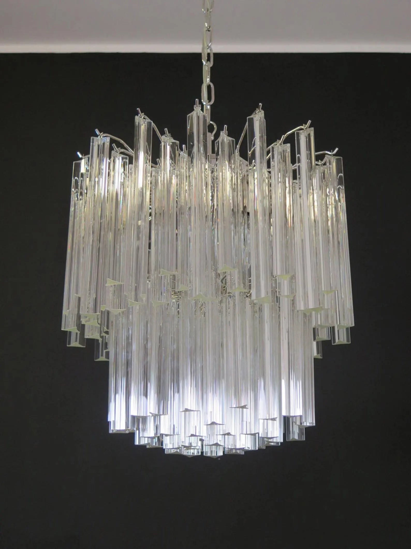 Murano Glass Chandelier – Arianna -107 Prisms – Transparent