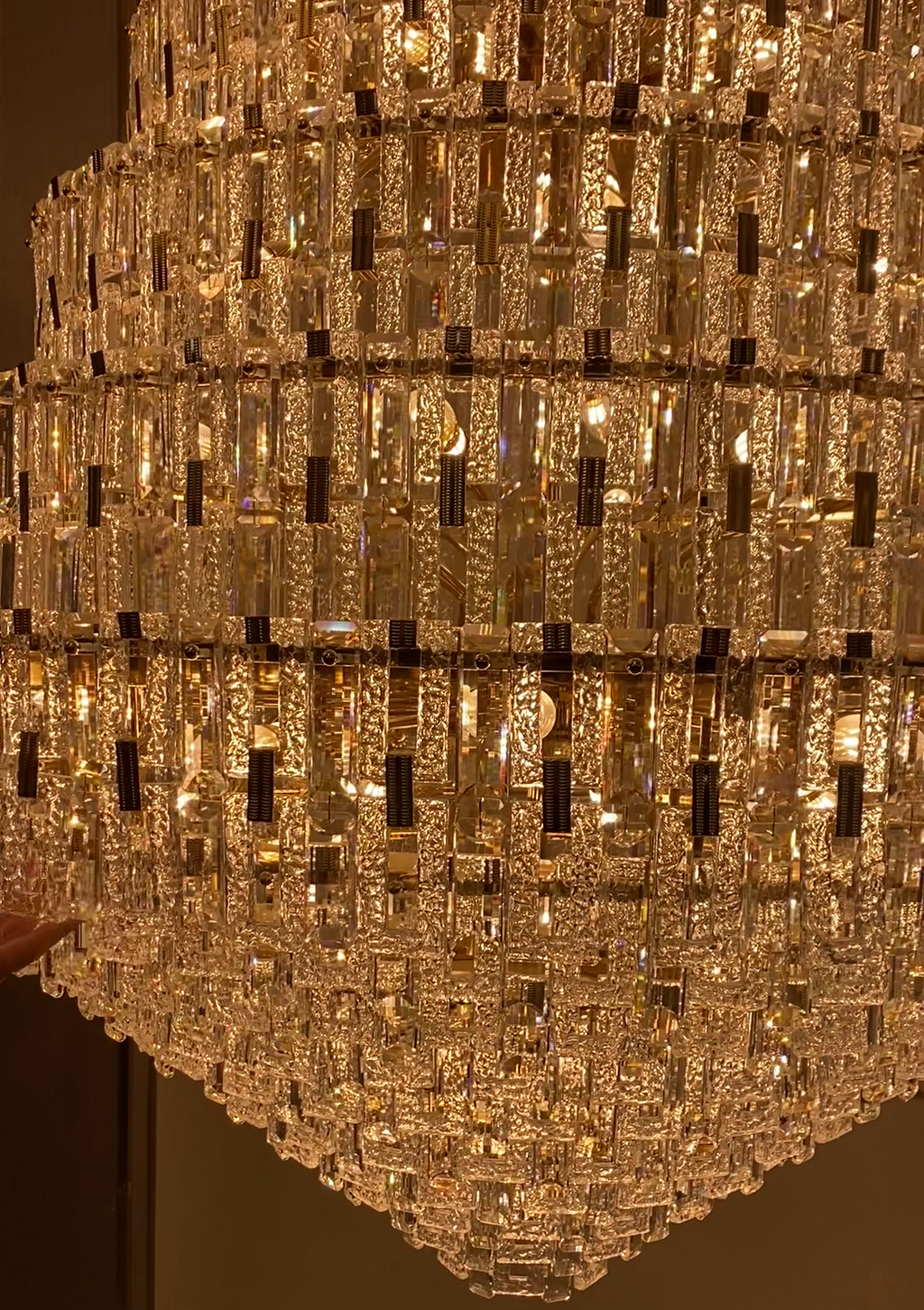 Oversized Multi-Layers Honeycomb Luxury Crystal Chandelier in Gold Finish for Big
