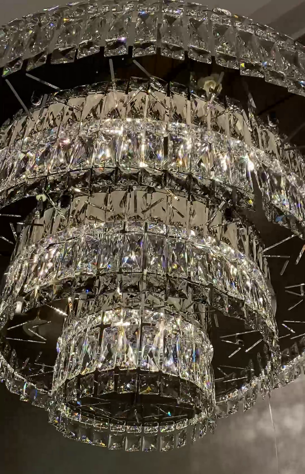 Delicate Light Luxury Multi-Layers Silver Round Crystal Chandelier for Living / dining Room / bedroom /